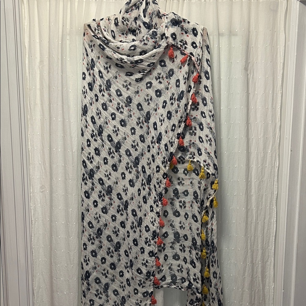 Caslon Scarf Wrap Blue/White Colorful Tassels Beach Resort Festival